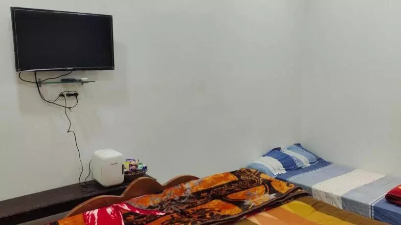 Pension  Shyam Kunj