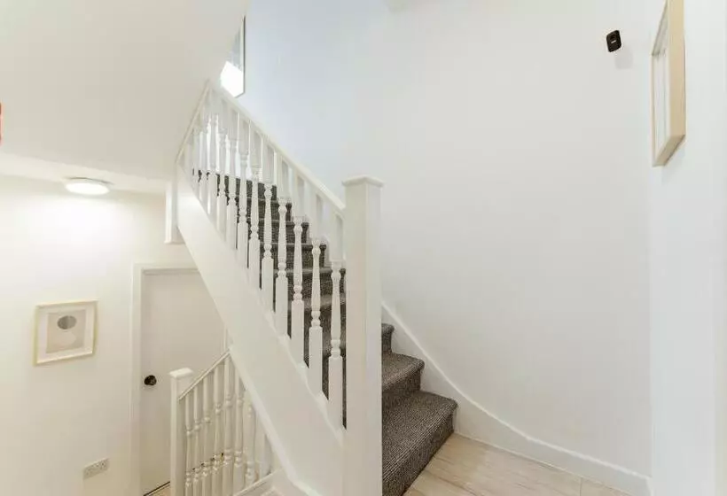Majatalo The Finsbury Park Star Apartments