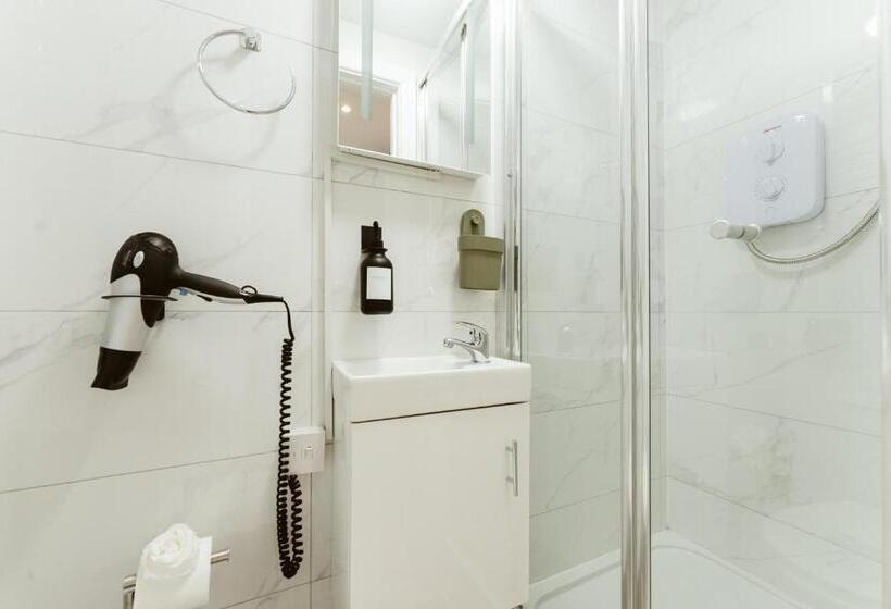 Пансион The Finsbury Park Star Apartments