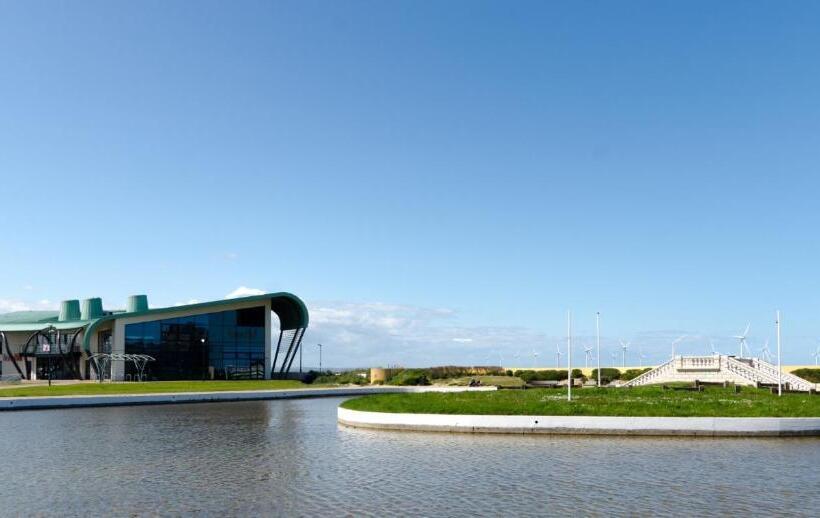 פנסיון The Waterside