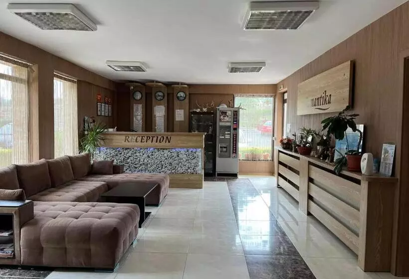 Retkeilymaja ваканционно селище романтика