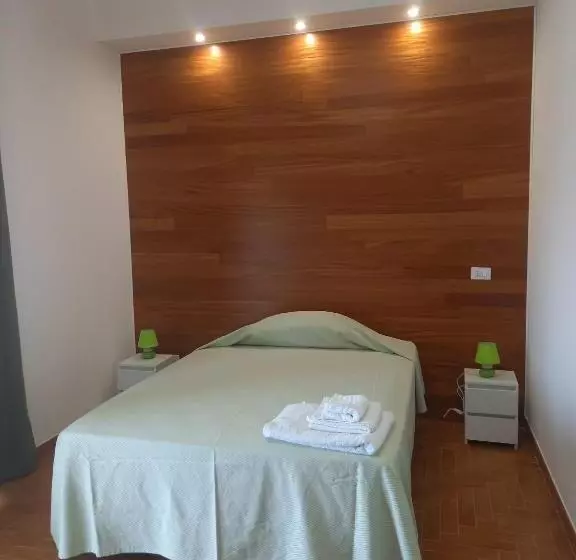 ベッドアンドブレックファースト L Attico Di Matilde