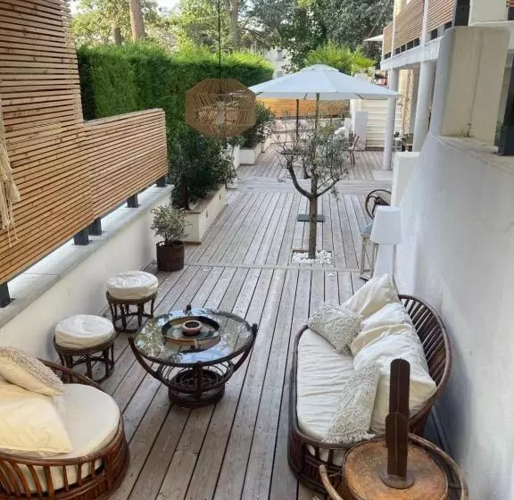 Aamiaismajoitus (B&B) Maison Condorcet