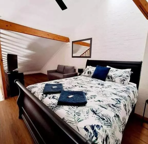 Carras Loft Villa Near The Sea Sleeps 5