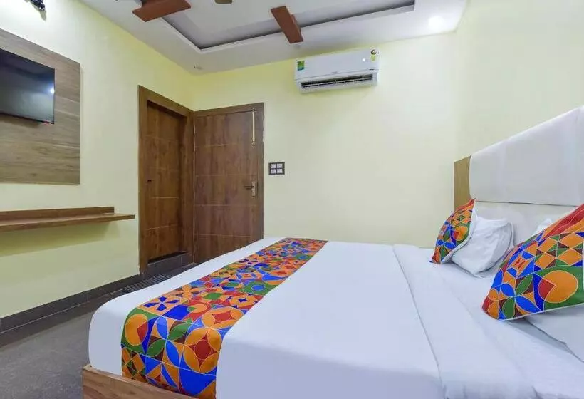 Fabhotel Madhav