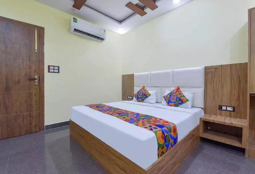 Fabhotel Madhav