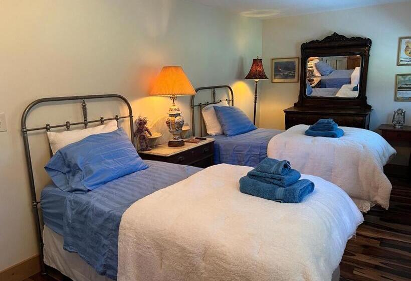 French Woods Farmhouse Bed & Breakfast