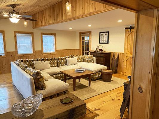 French Woods Farmhouse Bed & Breakfast