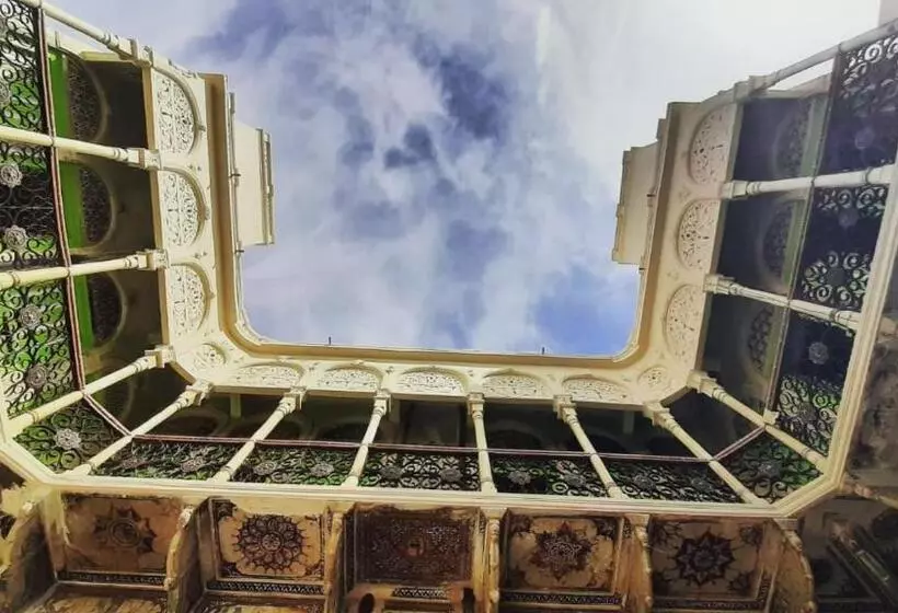 Hotelli Gaj Kesari Haveli