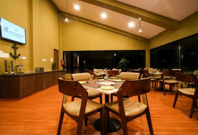 酒店 Gaurav Lords Resort