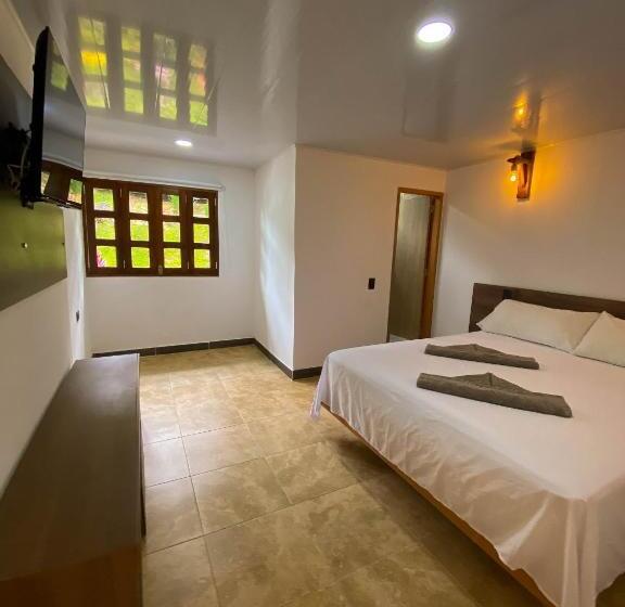 Hotel Hostería El Sendero   Cocorná