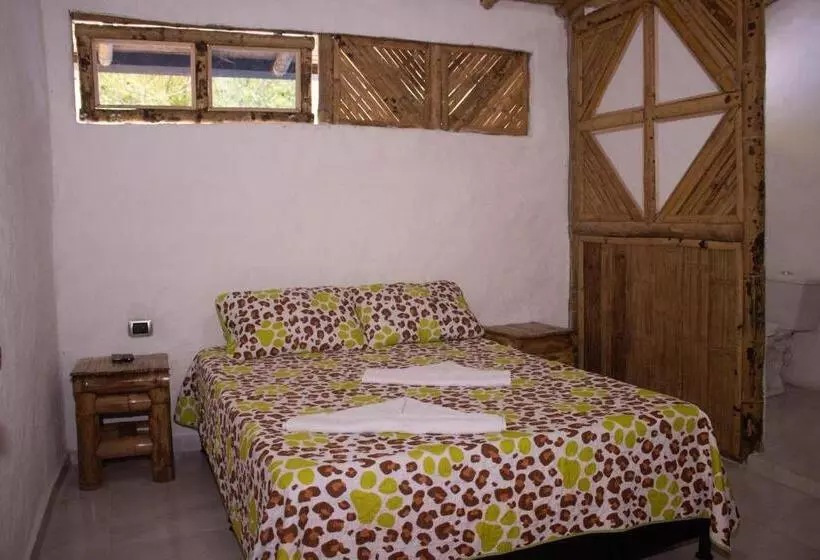 Hotelli Hostería El Sendero   Cocorná