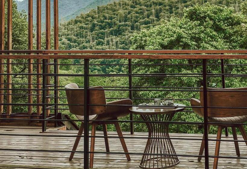 Otel Moganshan Spring Mountain View B&b