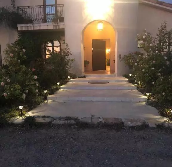 ホテル Spanish Tower And Billiard Room