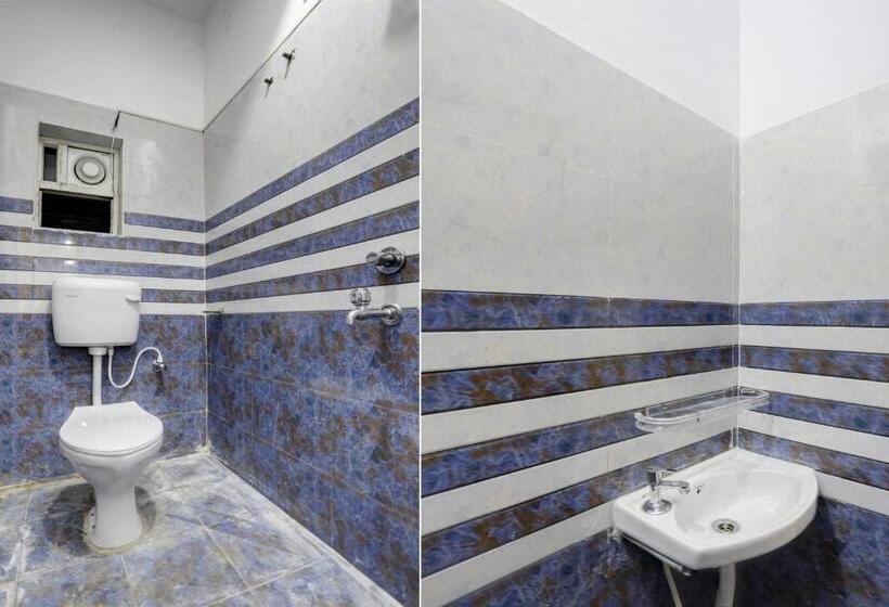 Oyo Flagship Hotel Divine Inn