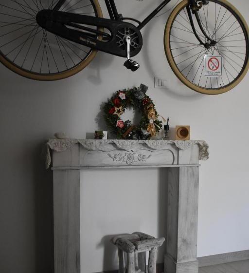 Pensió Residenza Delle Farfalle Tripla Con Bagno Privato E Matrimoniale Con Bagno Condiviso