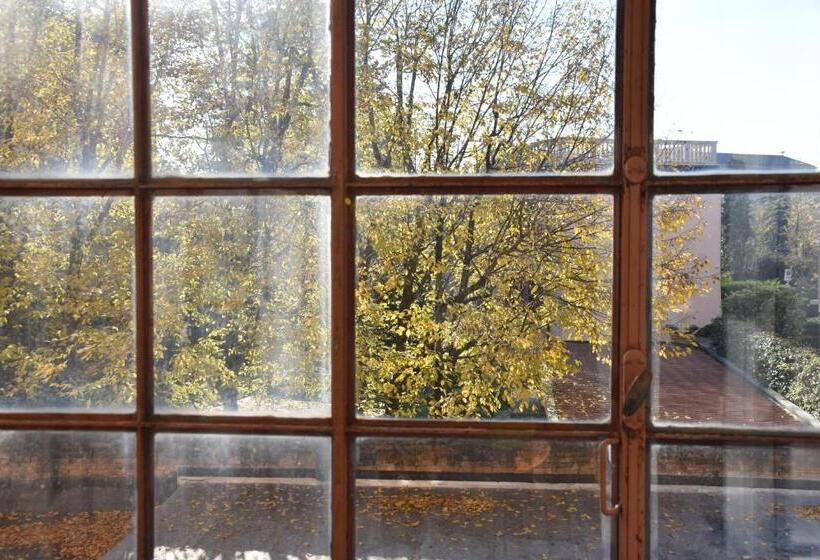 Pensió Residenza Delle Farfalle Tripla Con Bagno Privato E Matrimoniale Con Bagno Condiviso