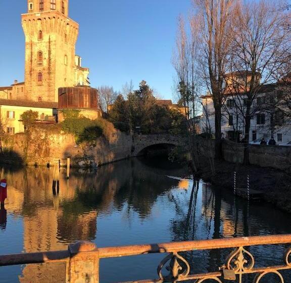 Pensió Residenza Delle Farfalle Tripla Con Bagno Privato E Matrimoniale Con Bagno Condiviso