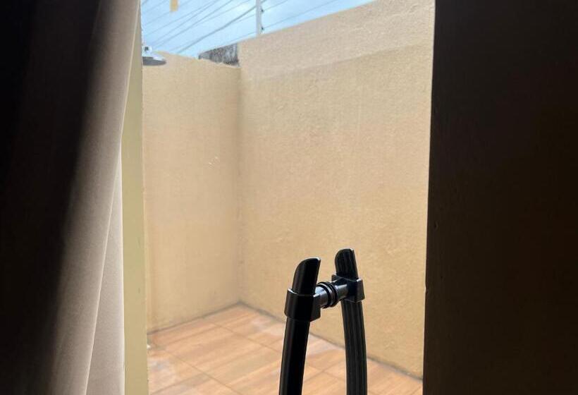 پانسیون Vila Litoranea