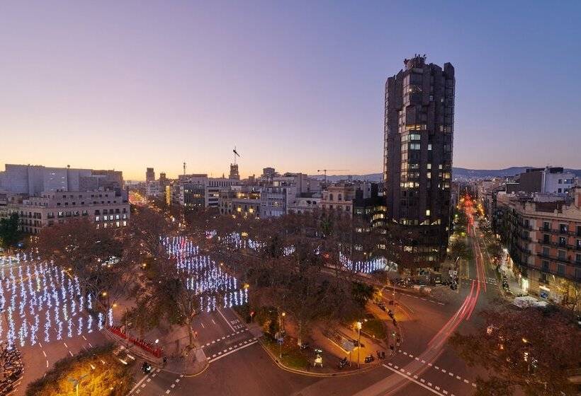 هاستل Hostal Mayerling Centro