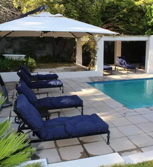 تختخواب و صبحانه Residence Vive La Vie