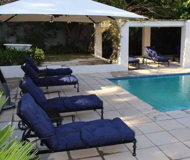 تختخواب و صبحانه Residence Vive La Vie