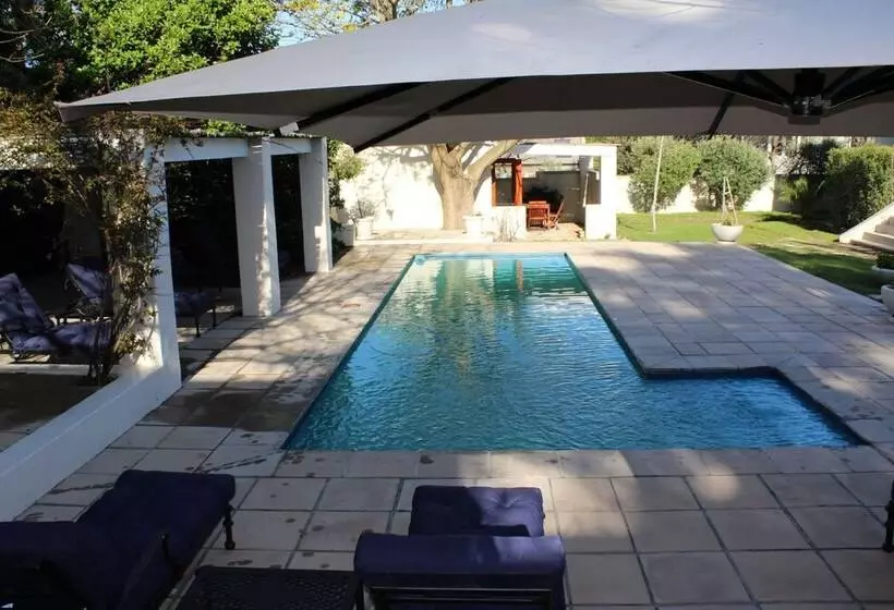 تختخواب و صبحانه Residence Vive La Vie