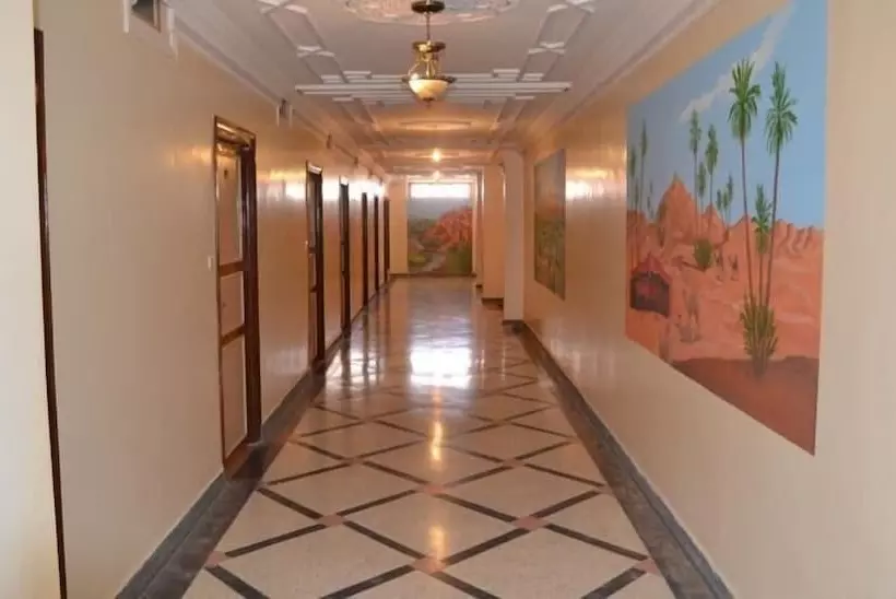 Aamiaismajoitus (B&B) Restaurant Al Manader