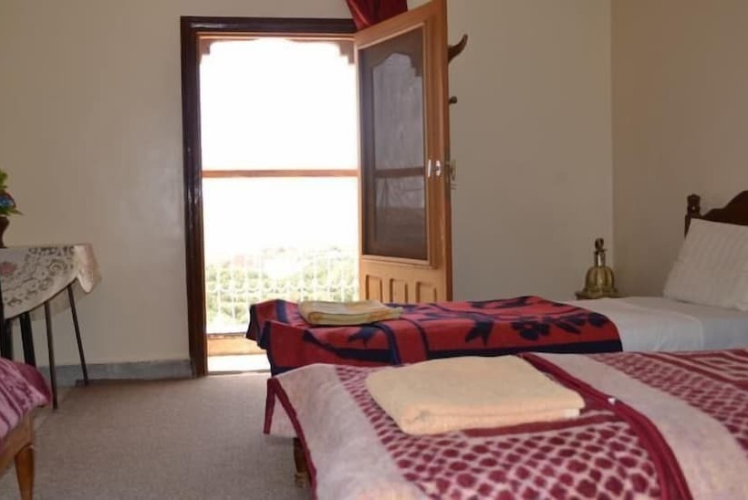 مبيت وإفطار Restaurant Al Manader