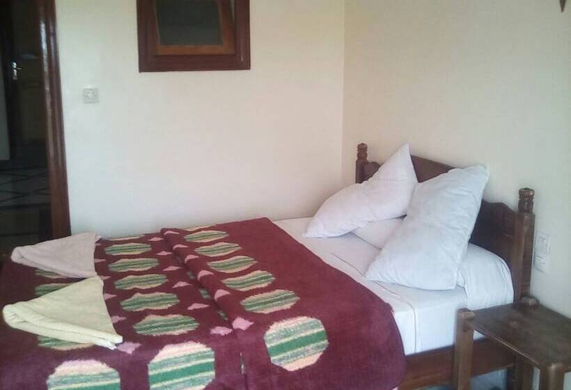 مبيت وإفطار Restaurant Al Manader