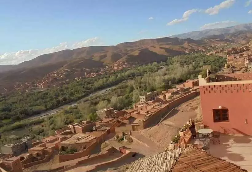 Aamiaismajoitus (B&B) Restaurant Al Manader