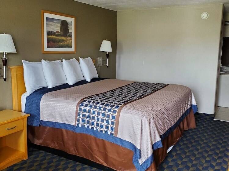 בית מלון כפרי Budget Inn Express Douglas