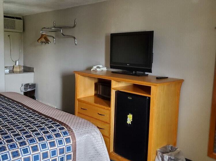 בית מלון כפרי Budget Inn Express Douglas