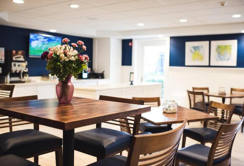 Circle Hotel Fairfield