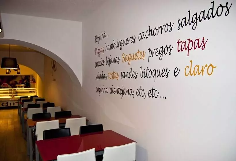 Hotelli D. Dinis Low Cost Hostel