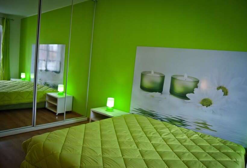 Отель D. Dinis Low Cost Hostel