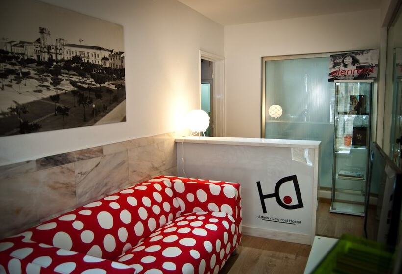 Отель D. Dinis Low Cost Hostel