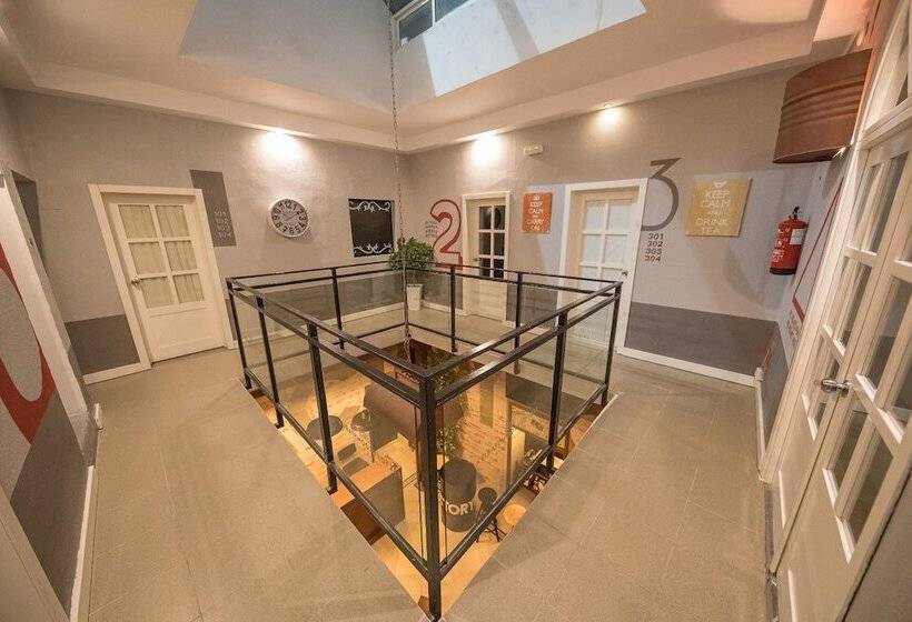 هتل Factory Rooms Tarifa Hostel