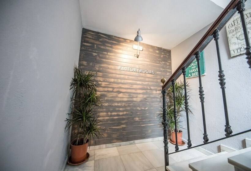 هتل Factory Rooms Tarifa Hostel
