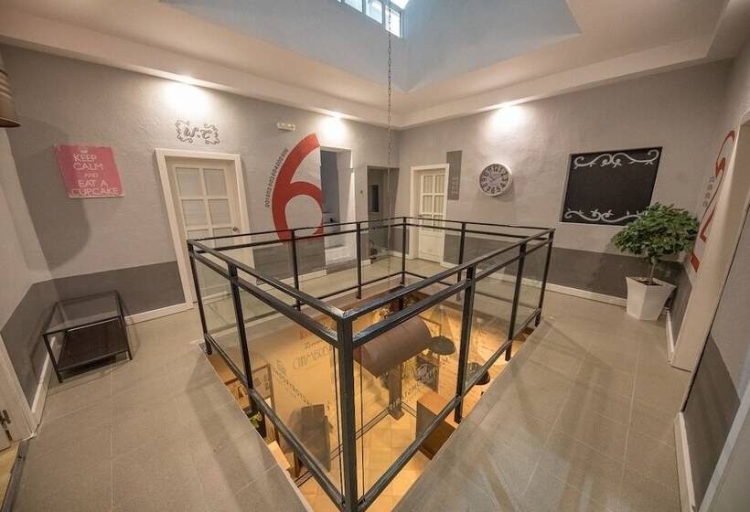 هتل Factory Rooms Tarifa Hostel