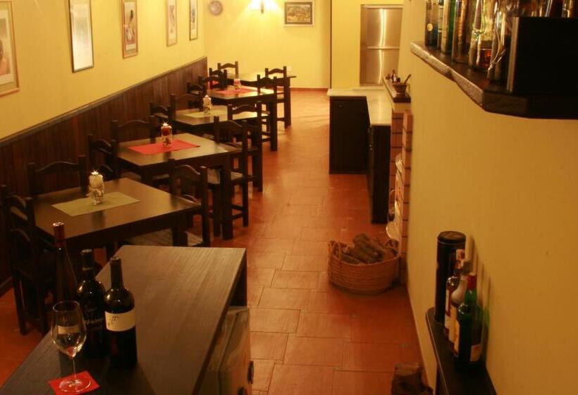 هتل La Posada De Quijada