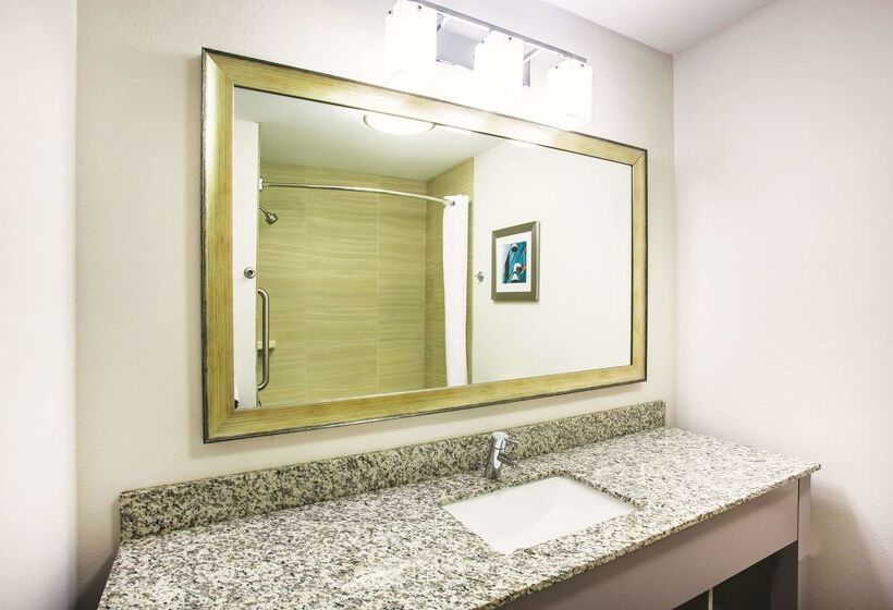 בית מלון כפרי La Quinta By Wyndham St. Paul Woodbury