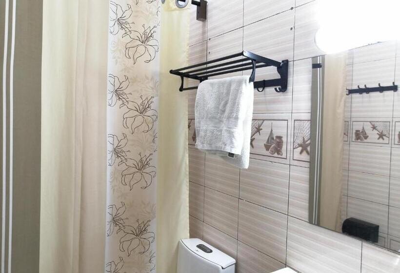 בית מלון כפרי Marys Guest House