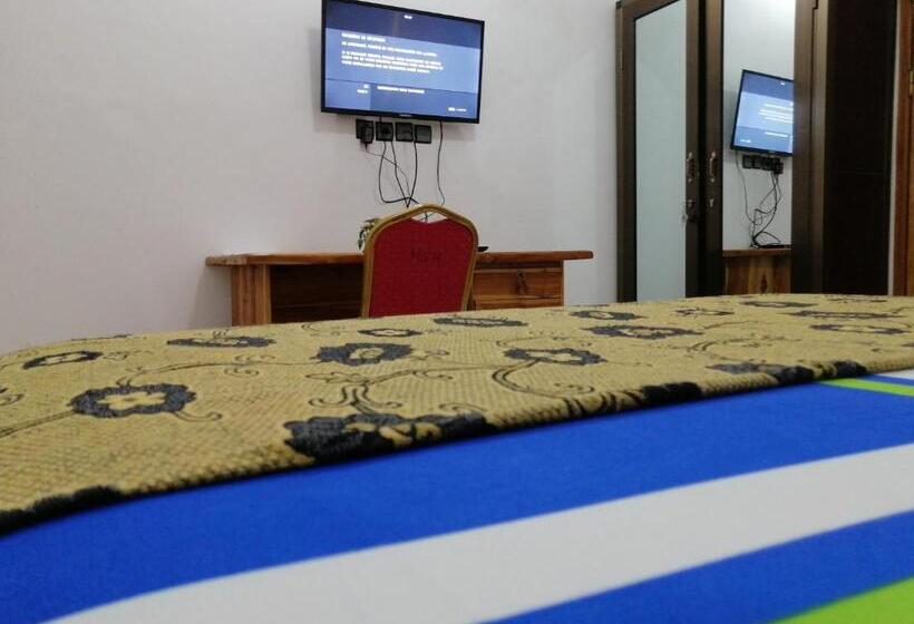 בית מלון כפרי Marys Guest House