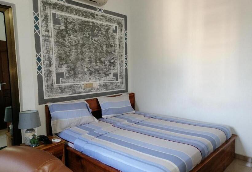 בית מלון כפרי Marys Guest House