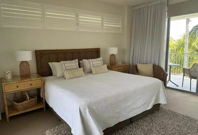 ホテル Metzo Noosa Resort