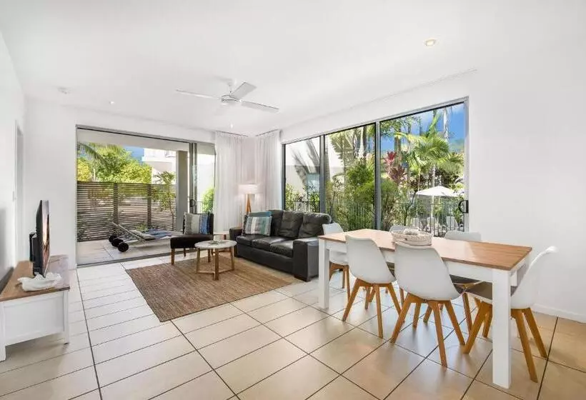 ホテル Metzo Noosa Resort