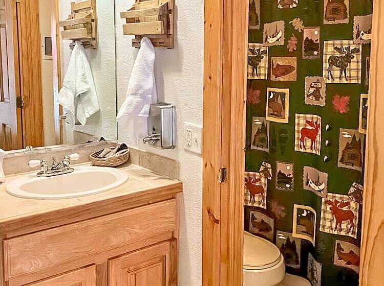 فندق Nicky's Resort