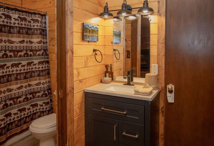 فندق Nicky's Resort