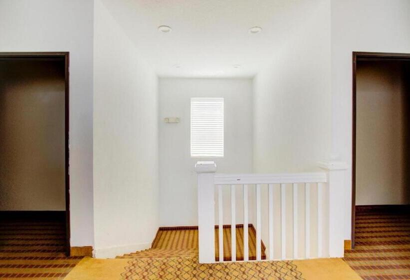 ホテル Dilley Grand